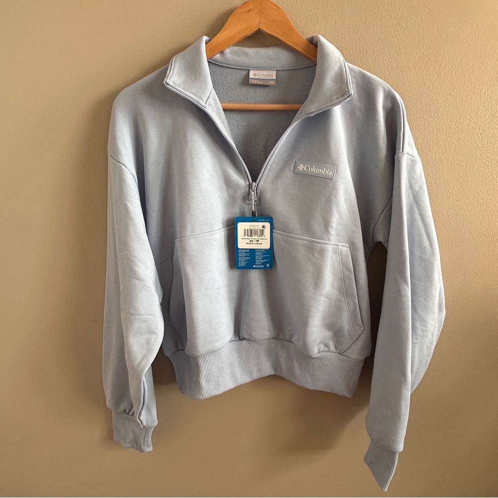 Columbia Women's Pale Blue Quarter-Zip Pullover Sweatshirt